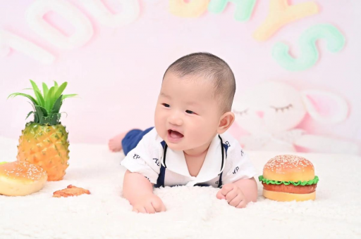 桂阳两岁宝宝晚上哭